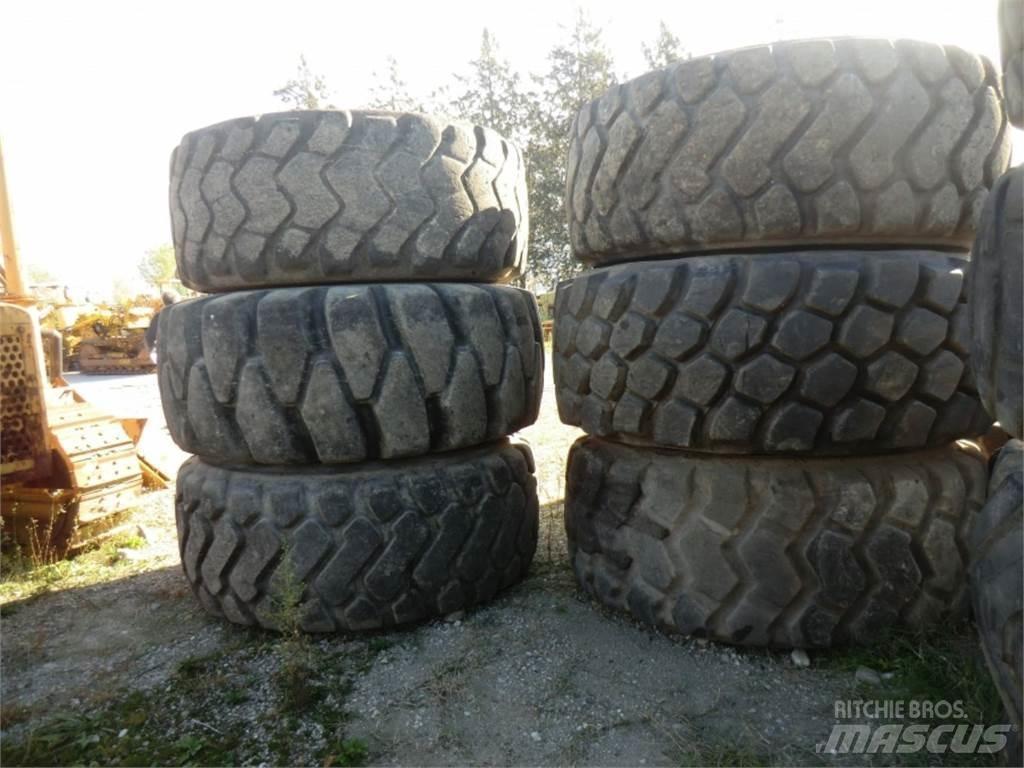 CAT 988G Будтехніка - Інші