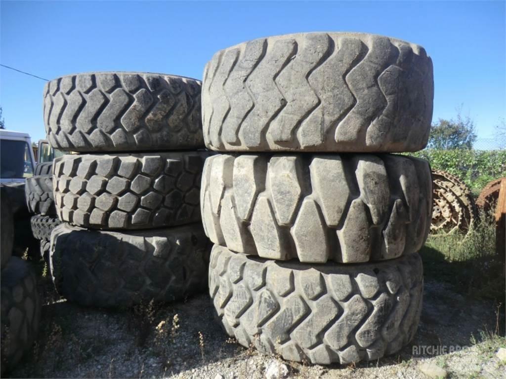 CAT 988G Будтехніка - Інші