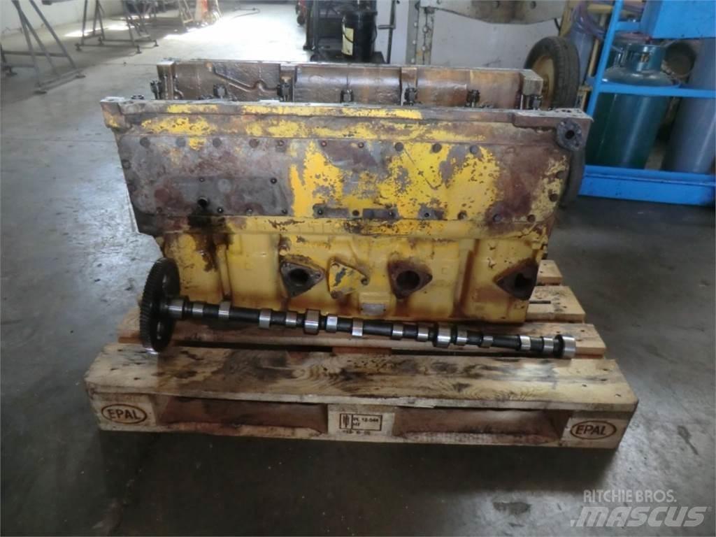 CAT D333 Двигуни