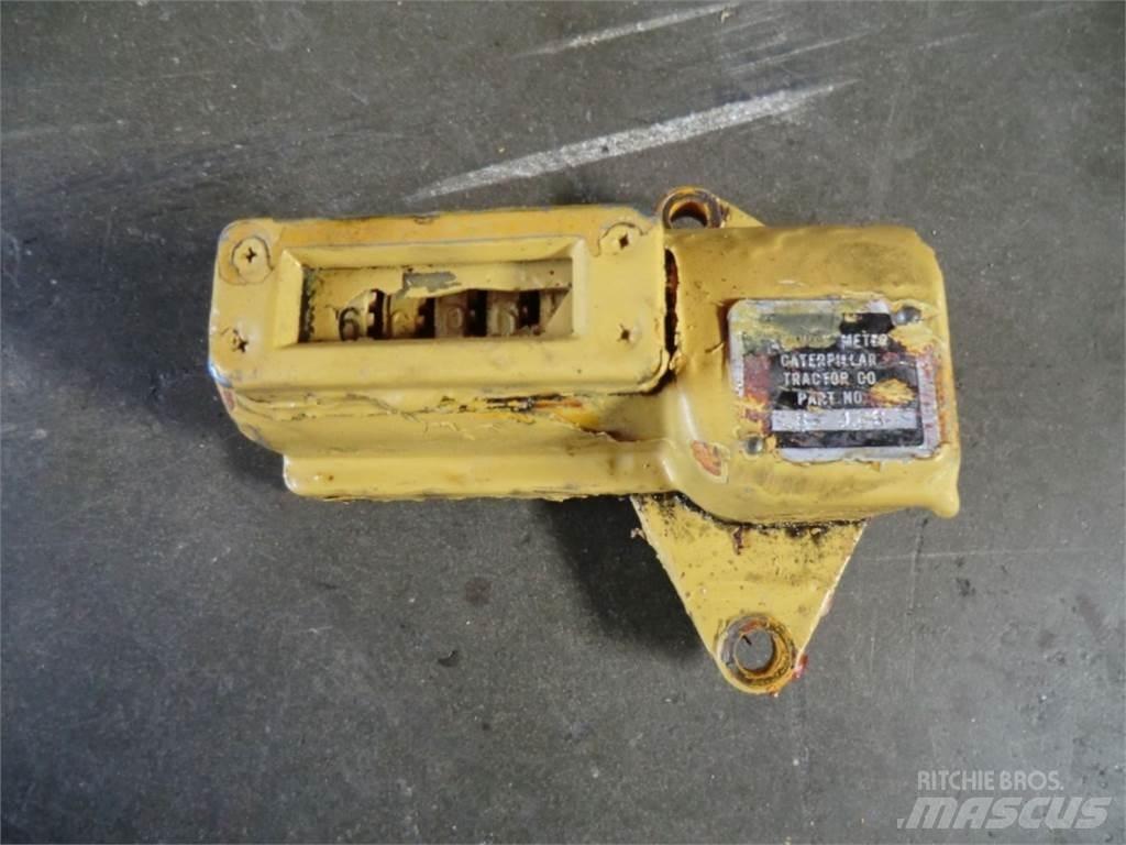 CAT D333 Двигуни