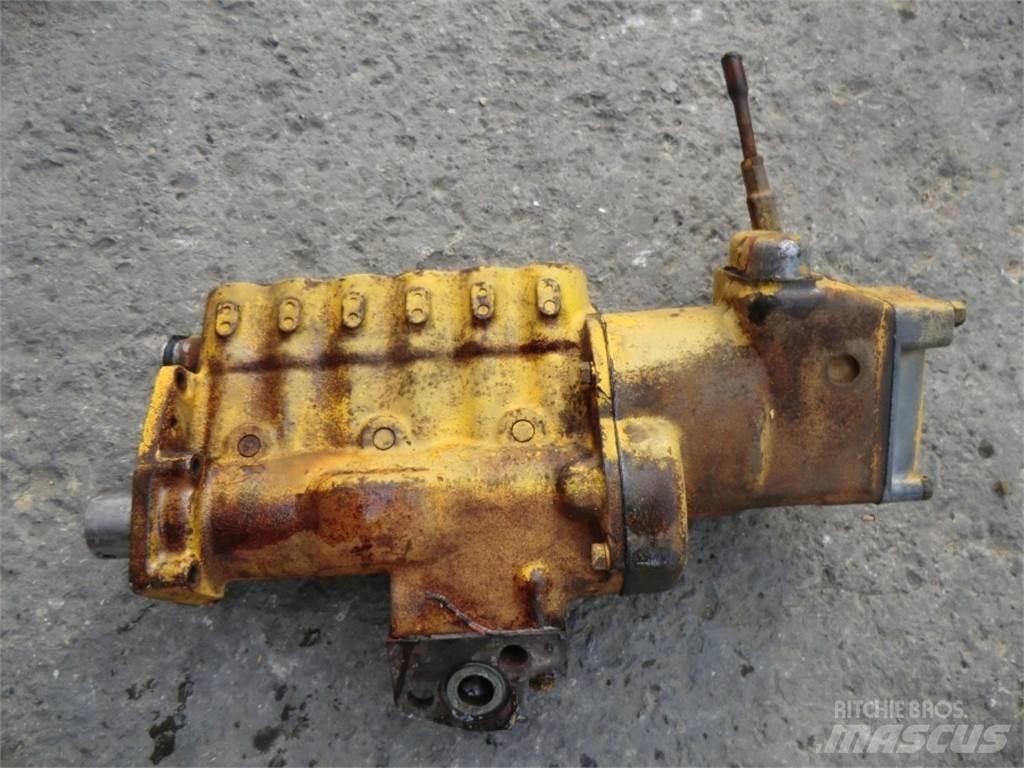 CAT D333 Двигуни