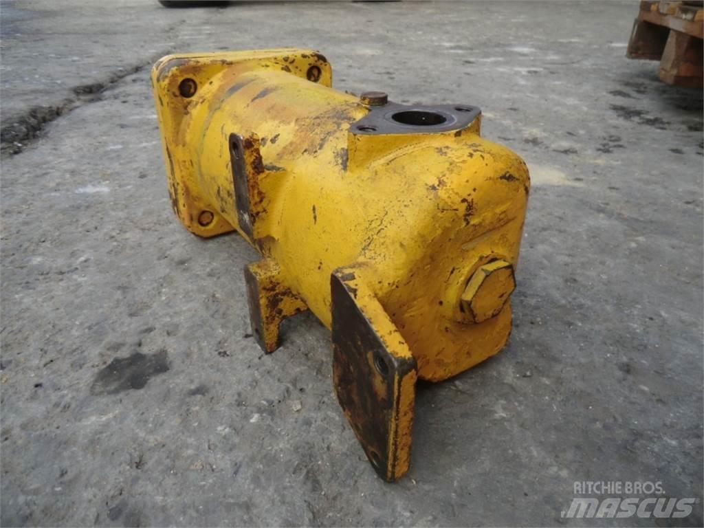 CAT D333 Двигуни