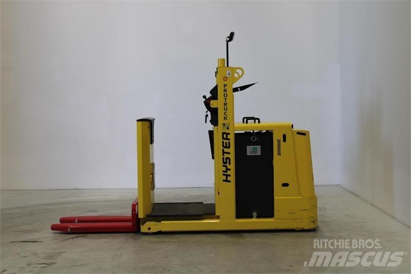 Hyster K1.0L Підбирачі замовлень з нижніх ярусів