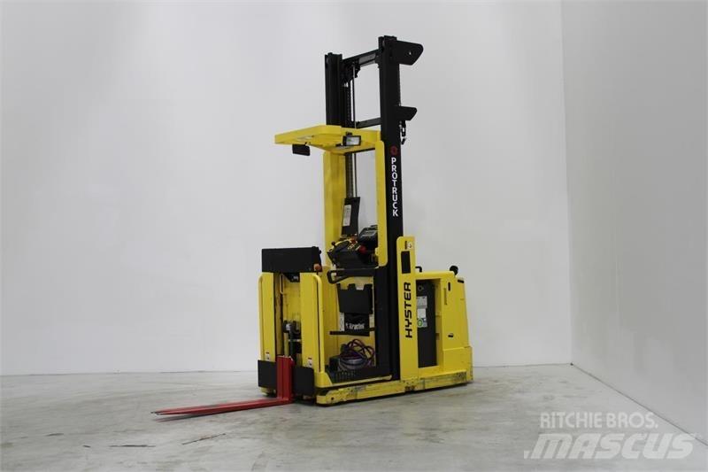 Hyster K1.0L Підбирачі замовлень з нижніх ярусів