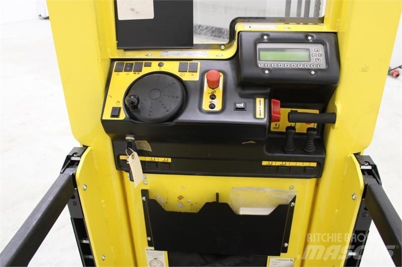 Hyster K1.0L Підбирачі замовлень з нижніх ярусів