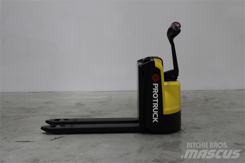 Hyster P1.6 Штабелери