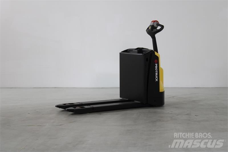 Hyster P1.6 Штабелери