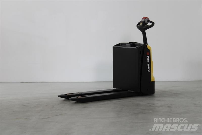 Hyster P1.6 Штабелери