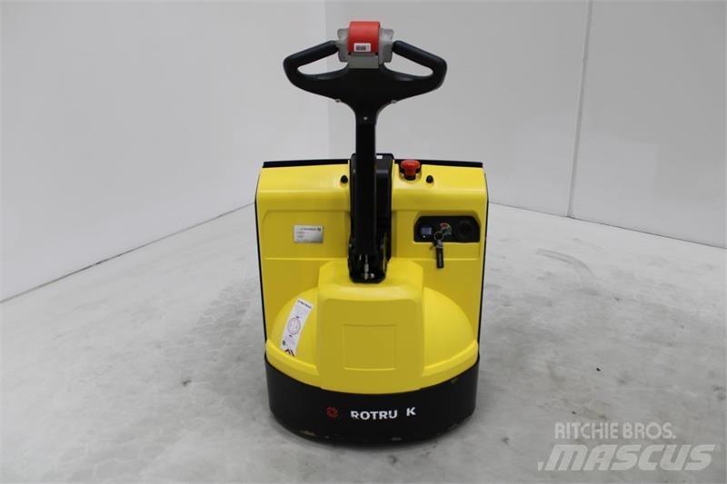 Hyster P1.6 Штабелери
