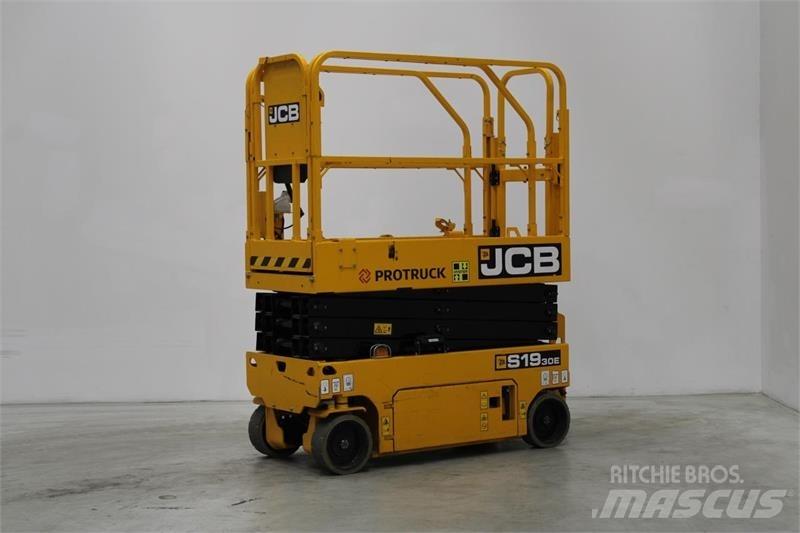 JCB S1930E Підйомники-ножиці