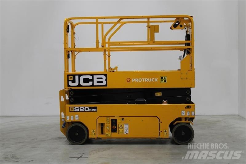 JCB S2032E Підйомники-ножиці