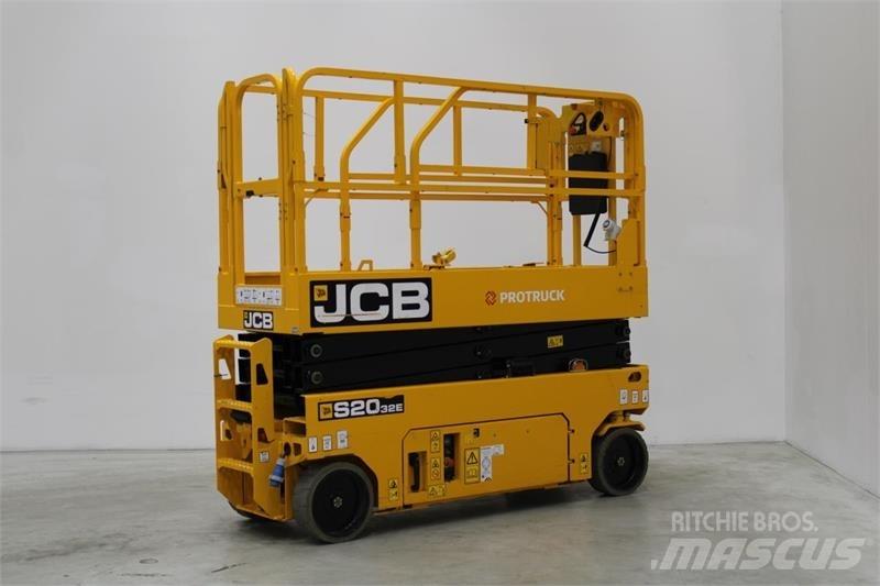 JCB S2032E Підйомники-ножиці