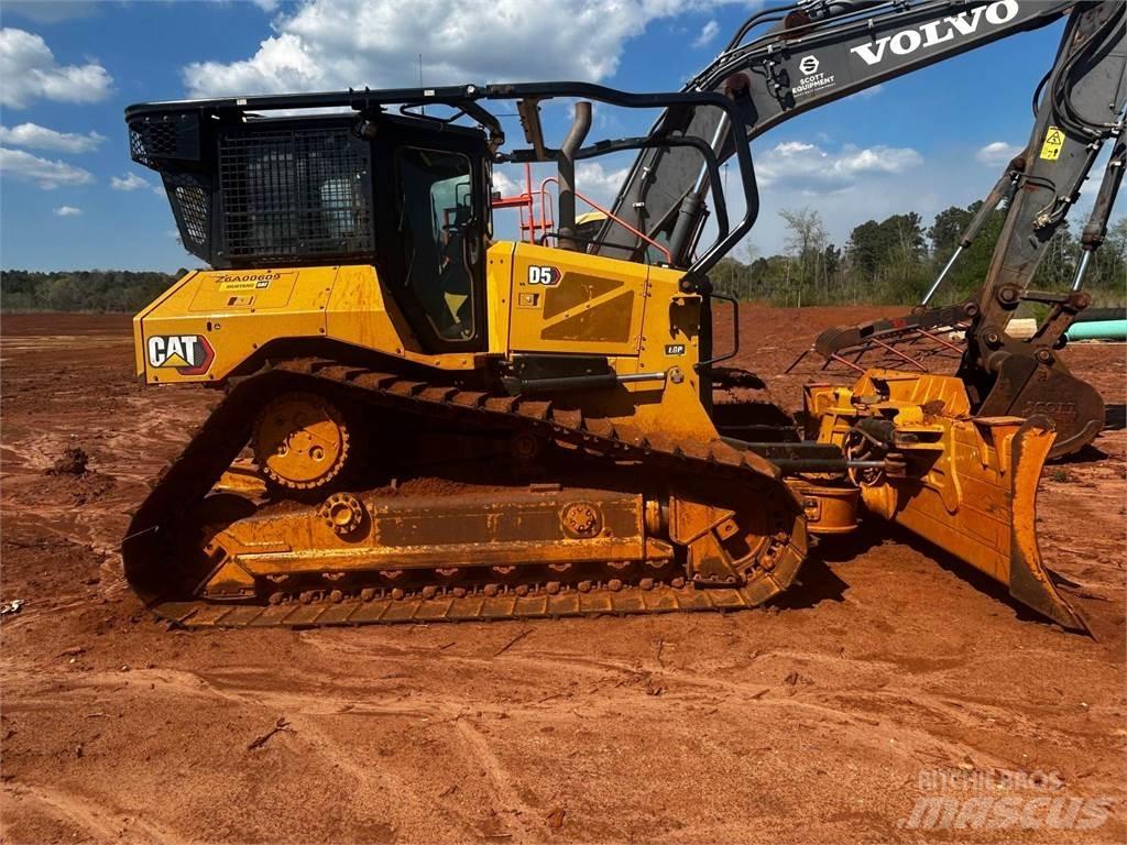CAT D5 Гусеничні бульдозери