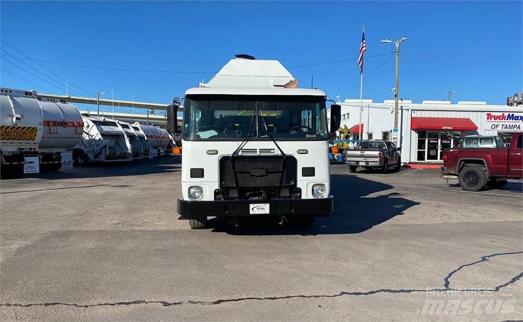 Autocar ACX64 Сміттєвози