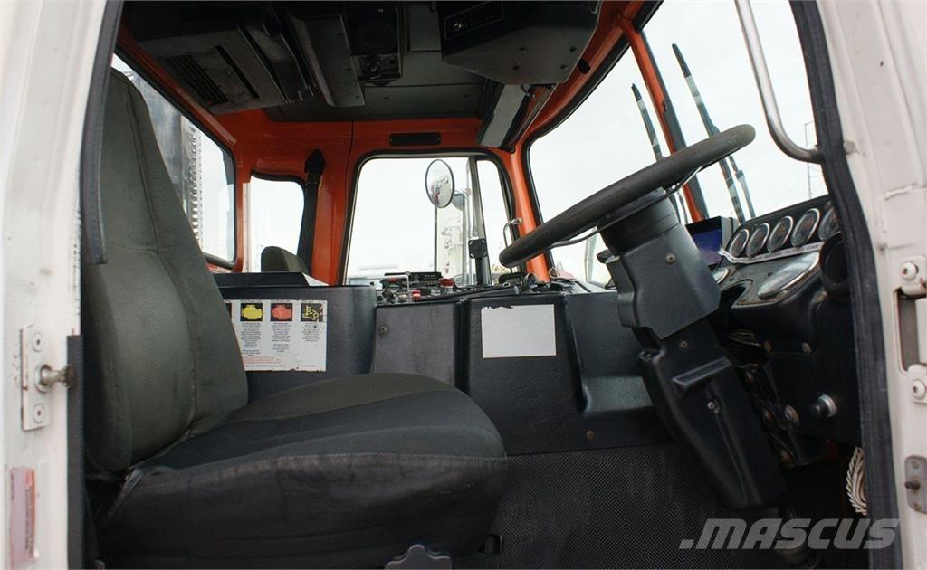 Autocar ACX64 Сміттєвози