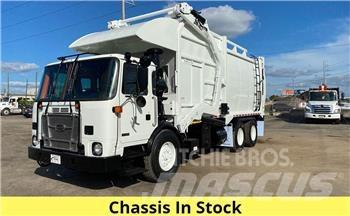 Autocar ACX64 Сміттєвози