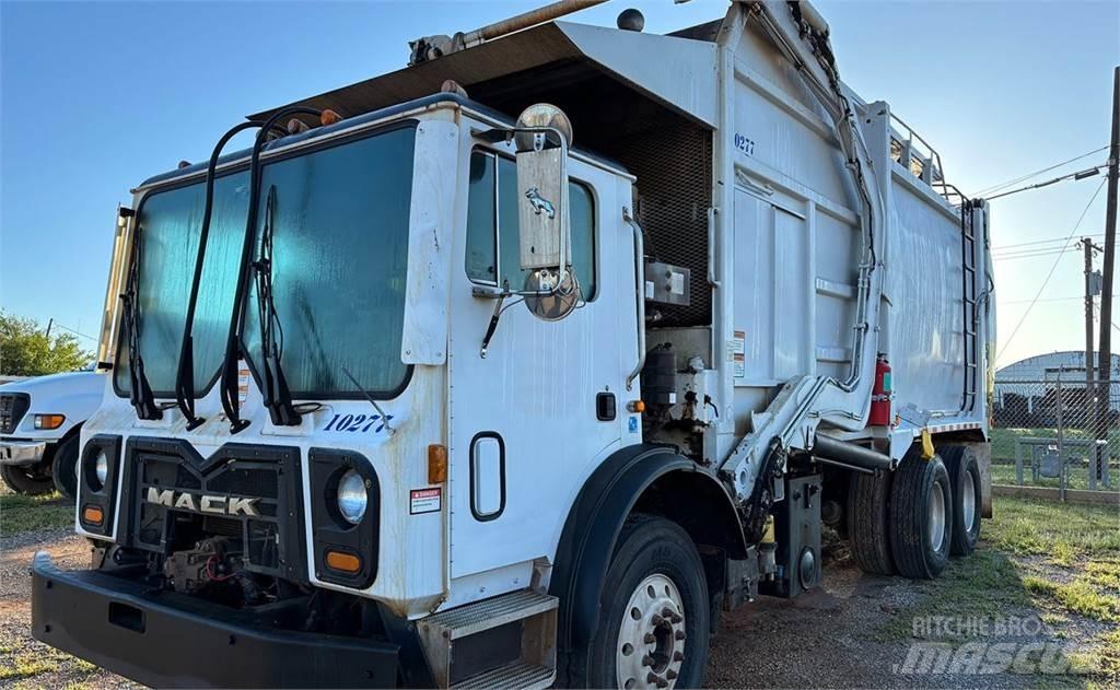 Mack 600 Сміттєвози
