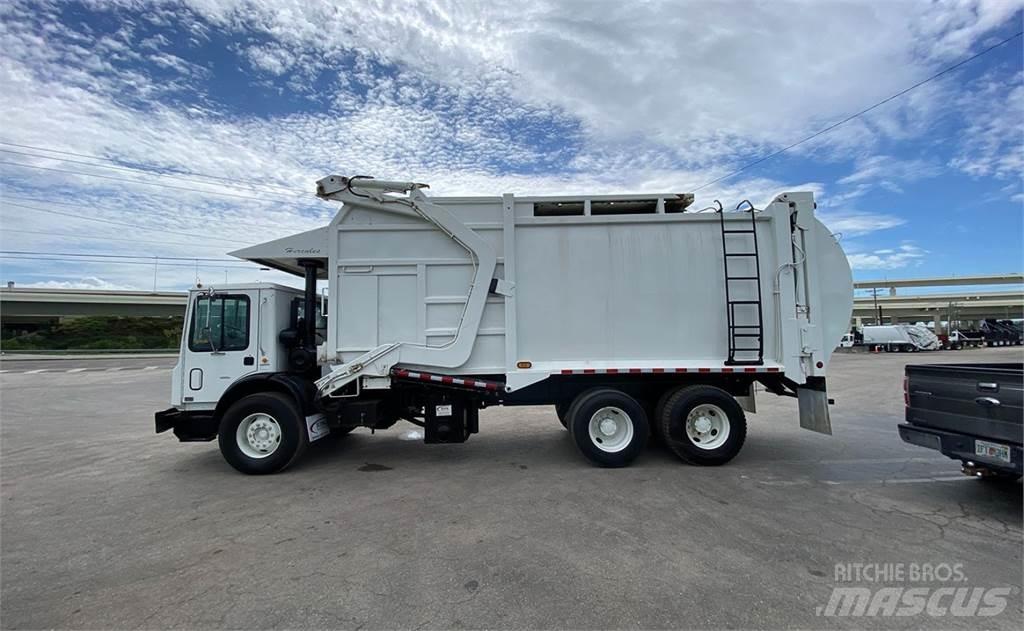 Mack MR688S Сміттєвози