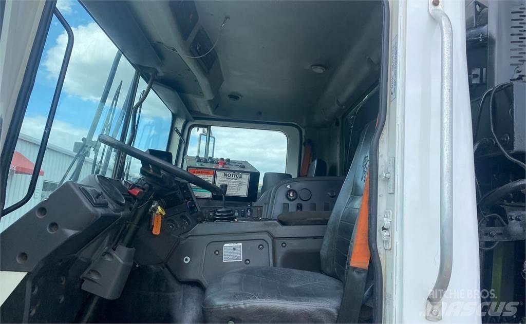 Mack MRU Сміттєвози