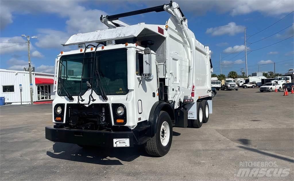 Mack MRU613 Сміттєвози