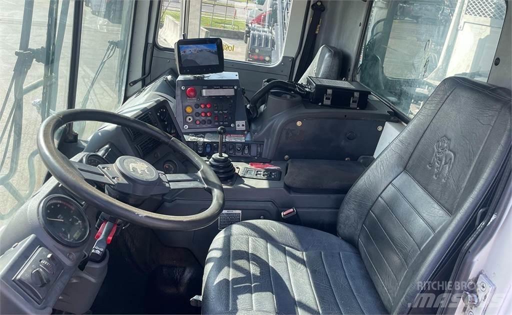 Mack MRU613 Сміттєвози