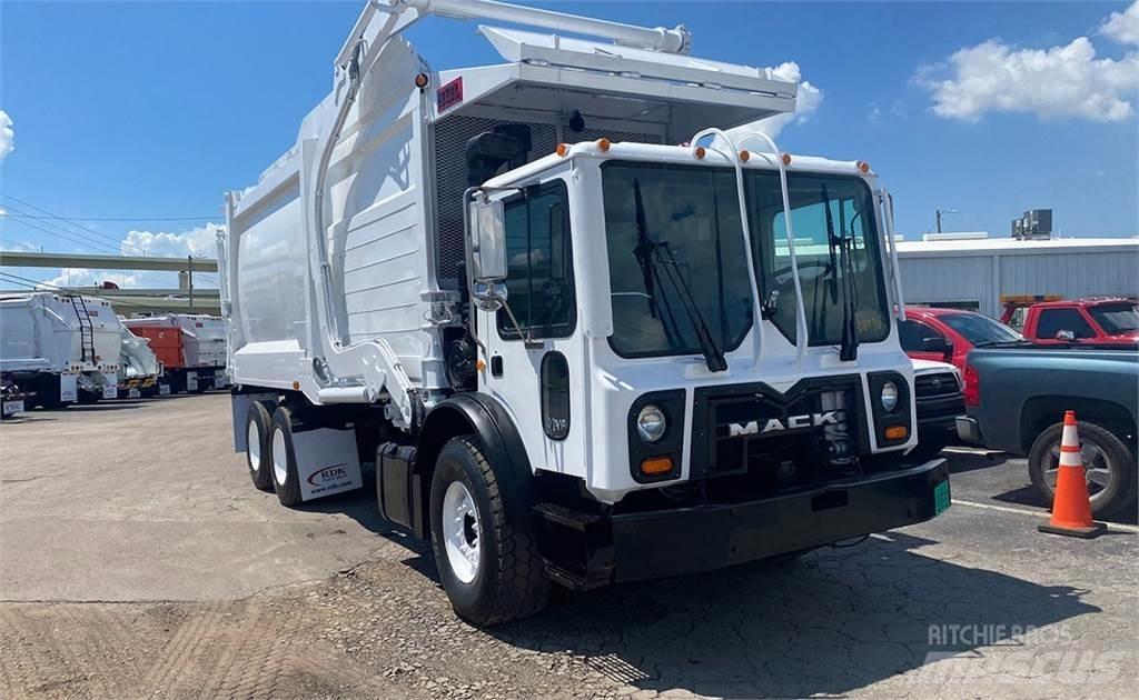 Mack MRU613 Сміттєвози