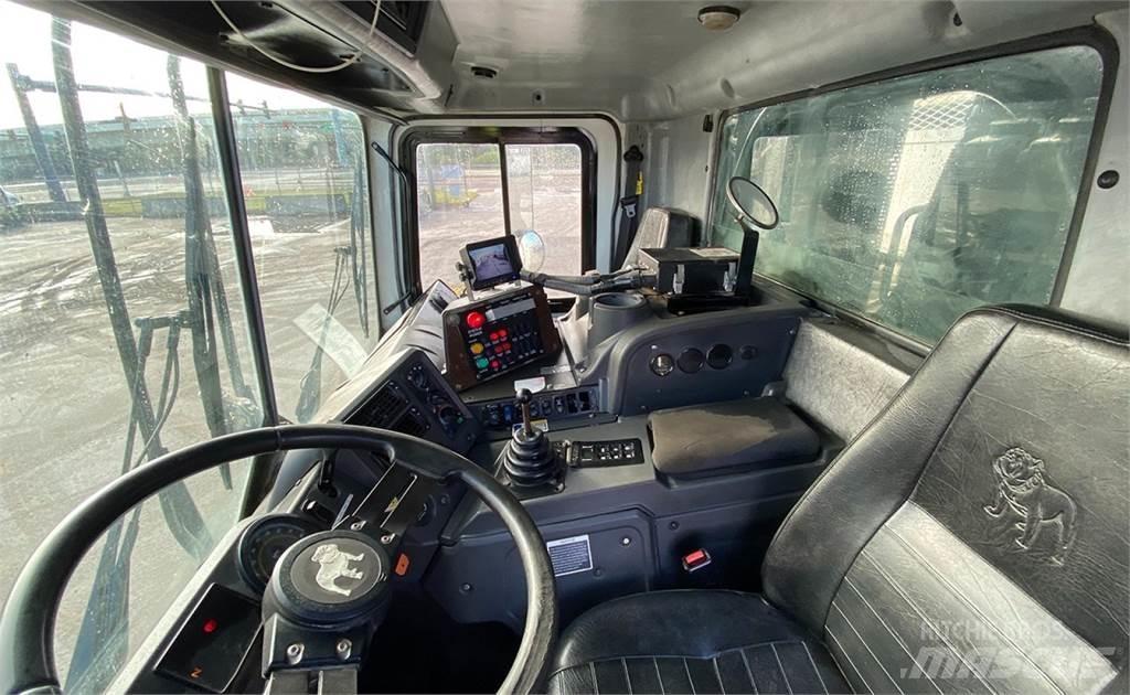 Mack MRU613 Сміттєвози