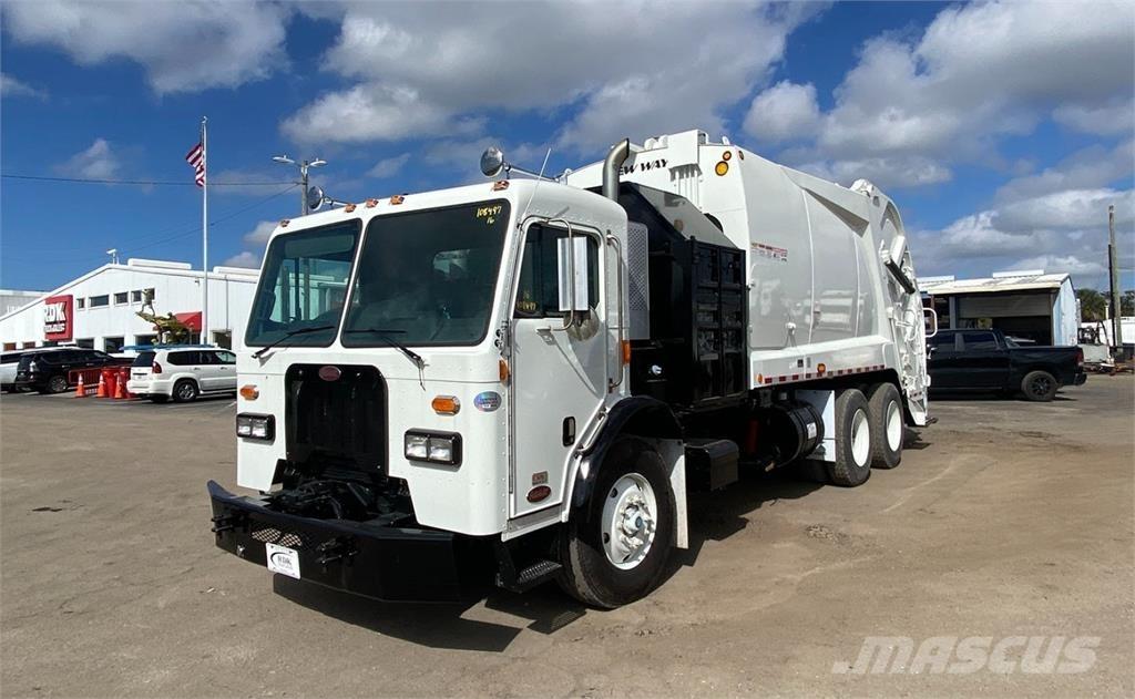 Peterbilt 320 Сміттєвози