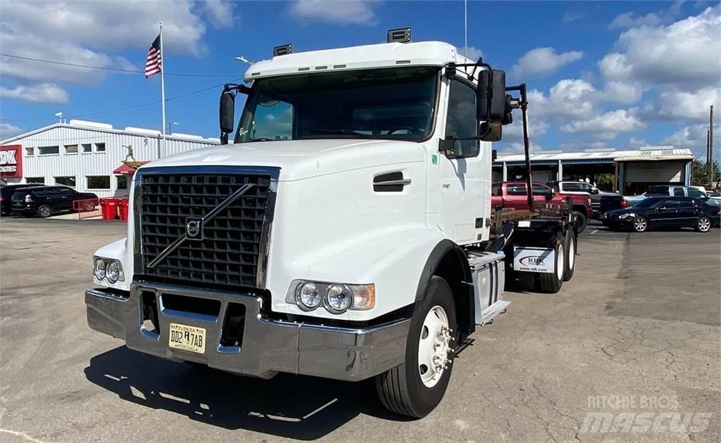 Volvo VHD64 Контейнеровози