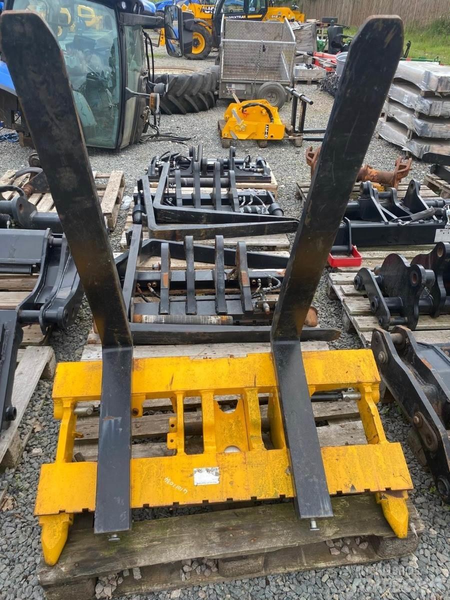 JCB  Телескопічний навантажувач