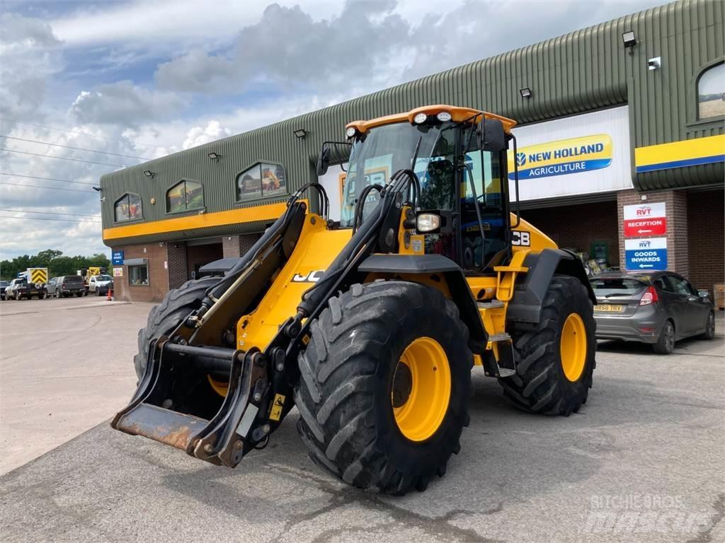 JCB 418S Телескопічний навантажувач