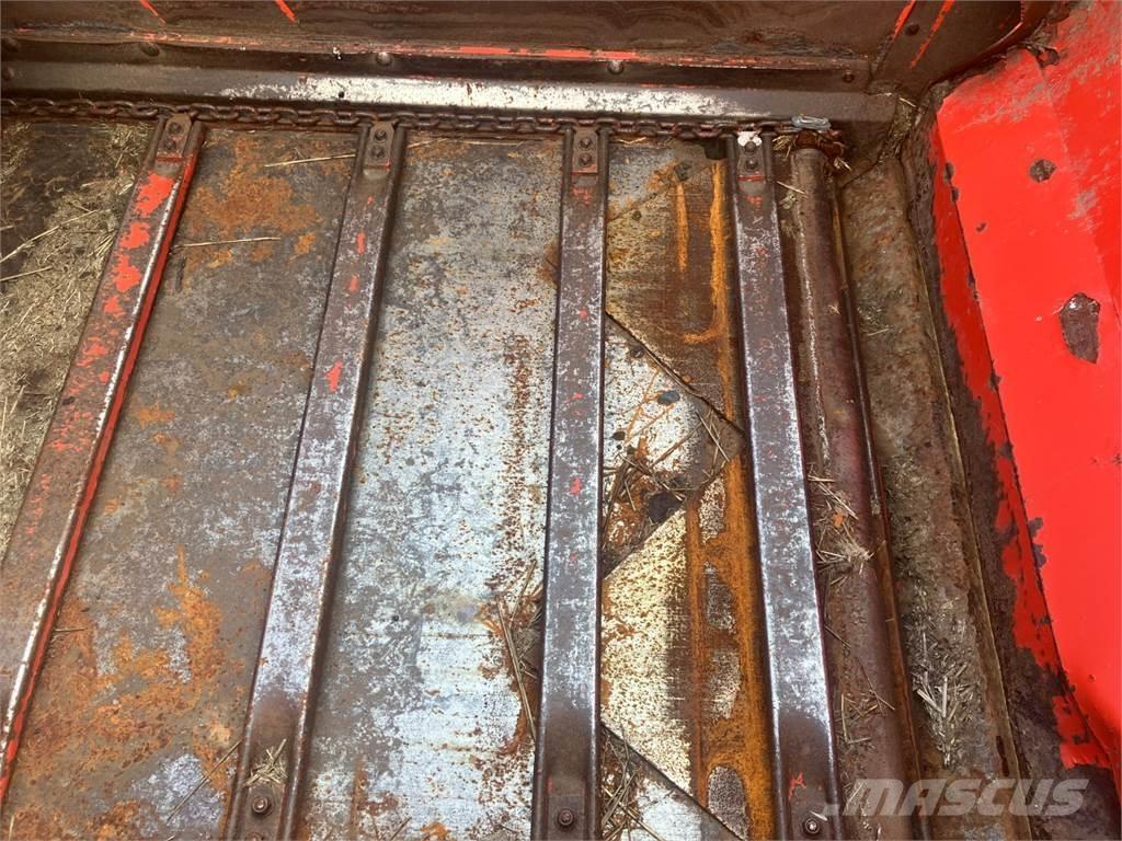 Kuhn 3570 Роздрібнювачі, різаки і розпаковувачі тюків