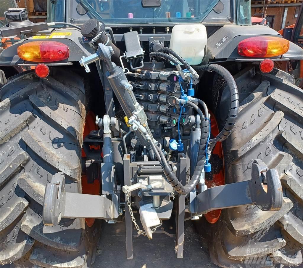 Kubota M5112NQ36_EC Трактори