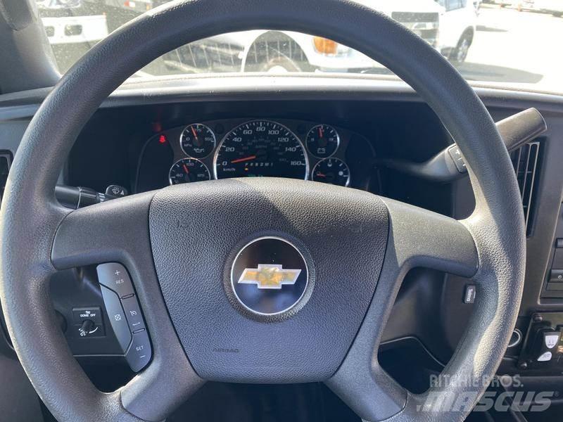 Chevrolet Express Мікроавтобуси