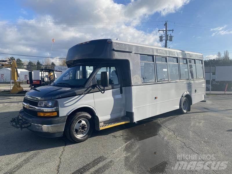 Chevrolet Express Мікроавтобуси