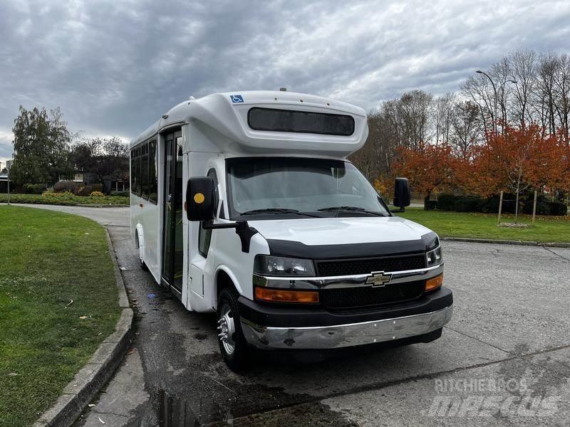 Chevrolet Express Мікроавтобуси