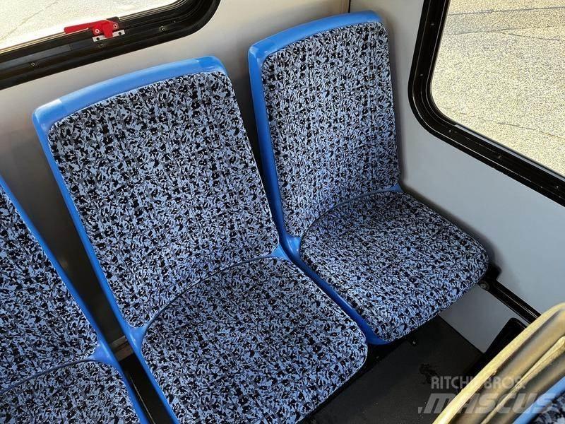 Chevrolet Express Мікроавтобуси