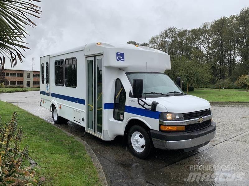 Chevrolet Express Мікроавтобуси
