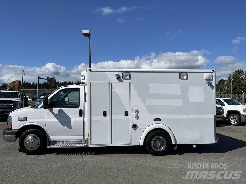 Chevrolet Express Мікроавтобуси