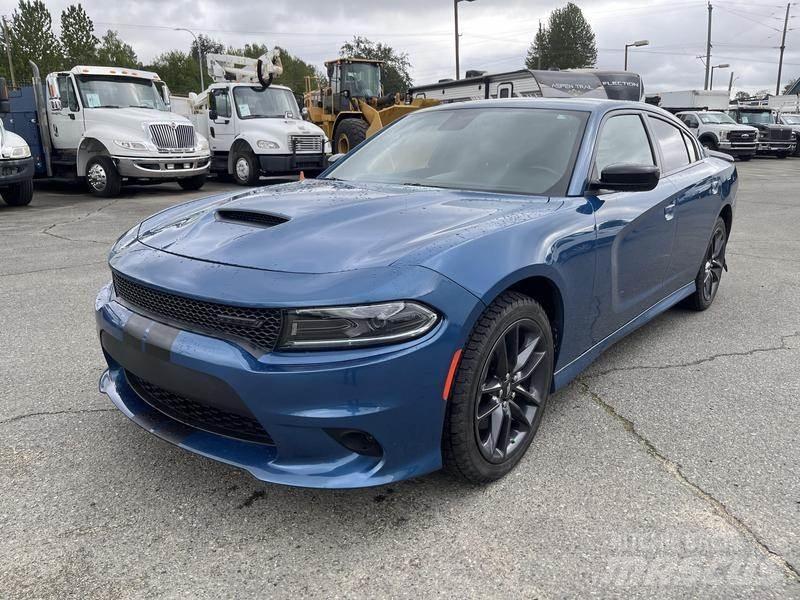 Dodge Charger Автомобілі