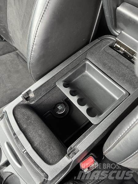 Dodge Charger Автомобілі