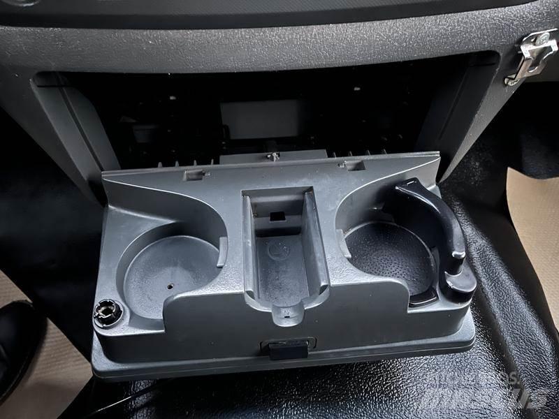 Dodge Ram 5500 Вантажівки-платформи/бокове розвантаження
