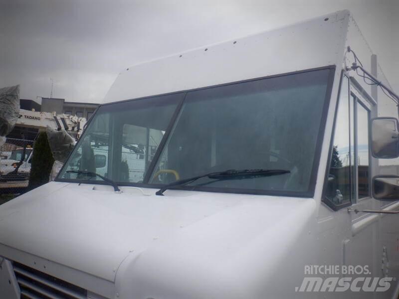 Ford E-450 Панельні фургони