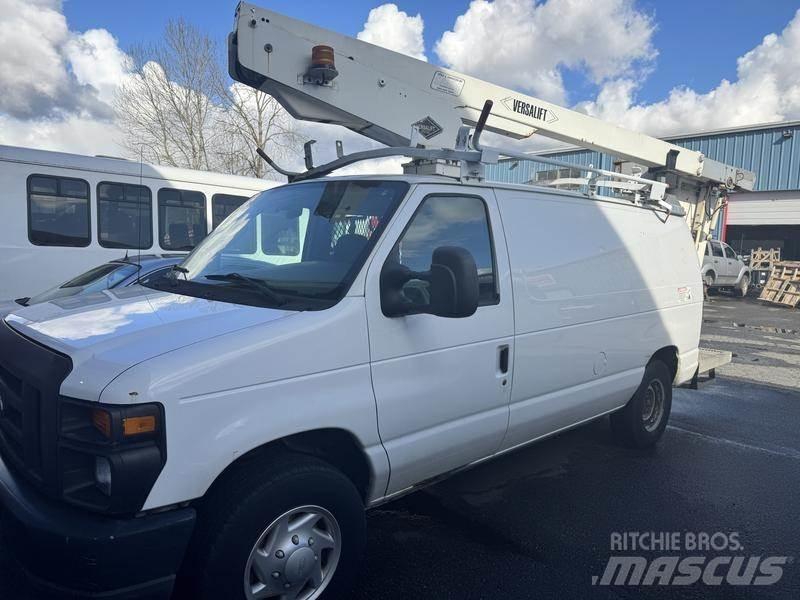 Ford Econoline Вантажівки / спеціальні