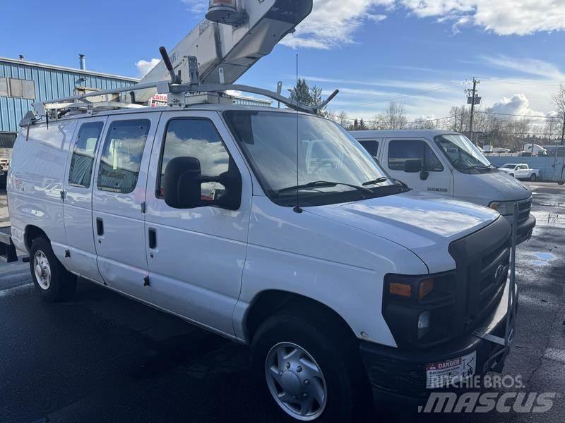 Ford Econoline Вантажівки / спеціальні