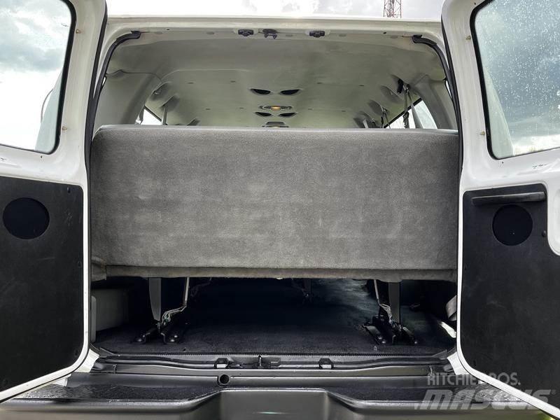 Ford Econoline Автомобілі