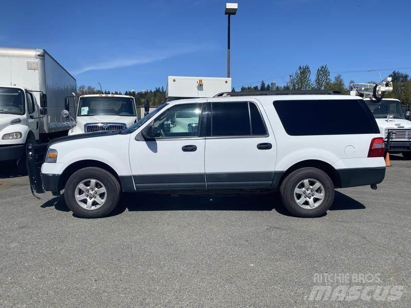 Ford Expedition Автомобілі