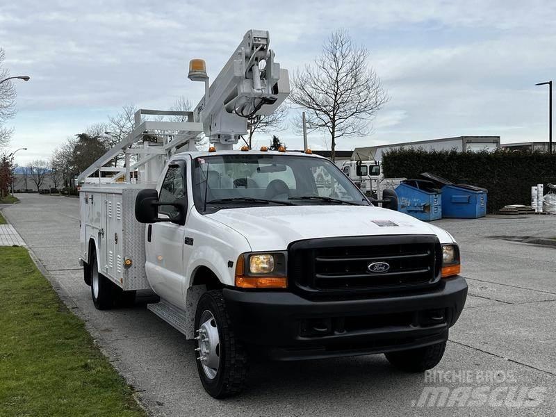 Ford F-450 SD Комунальні автомобілі / автомобілі загального призначення