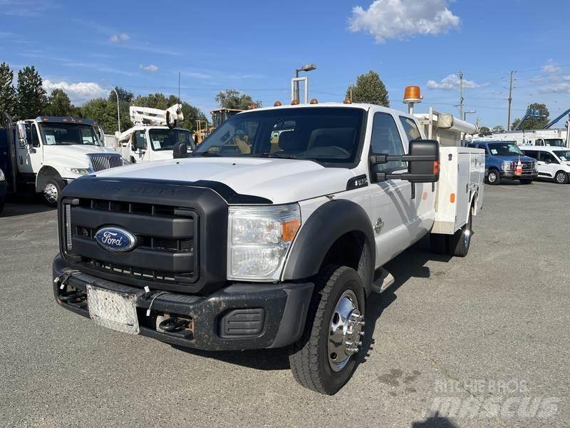 Ford F-450 SD Комунальні автомобілі / автомобілі загального призначення