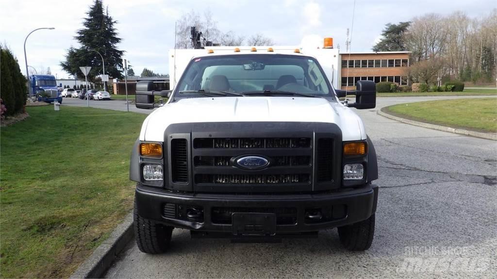 Ford F-550 Автокрани